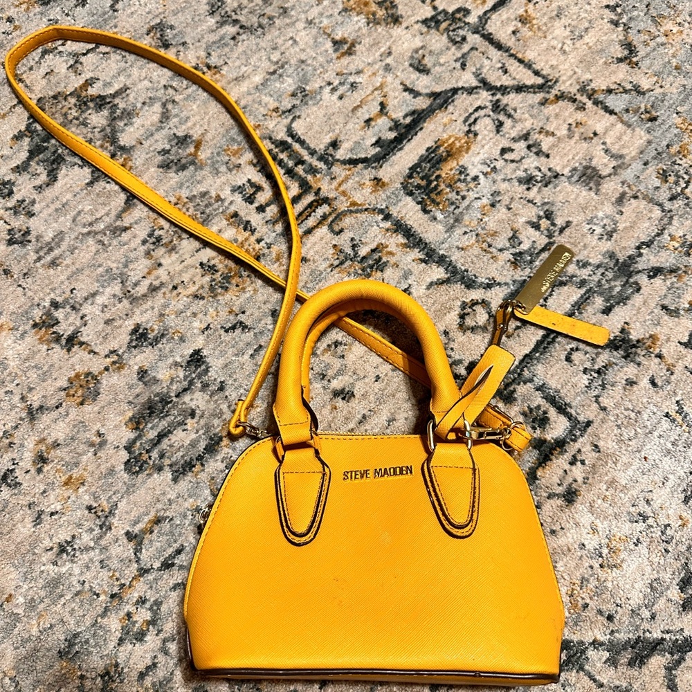Steve Madden purse